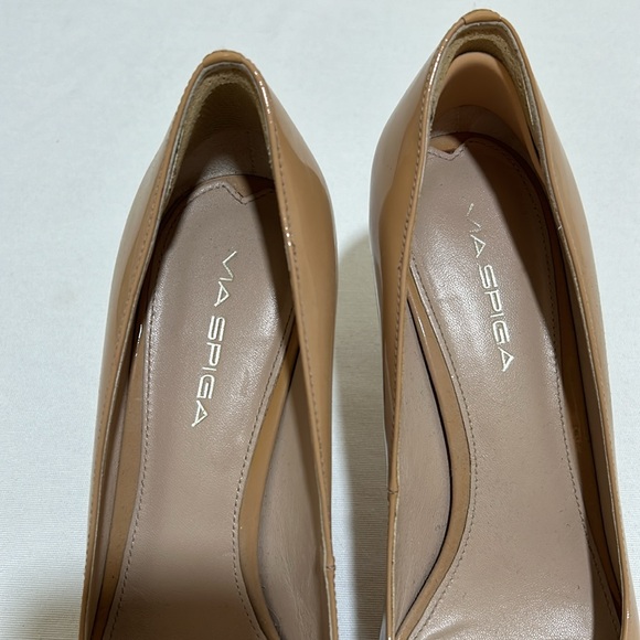 VIA SPIGA WOMEN 3.5”HEEL NUDE PATENT LEATHER SIZE 8.5 - Picture 3 of 12